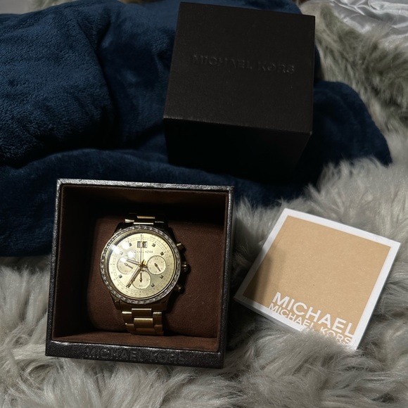 MK watch